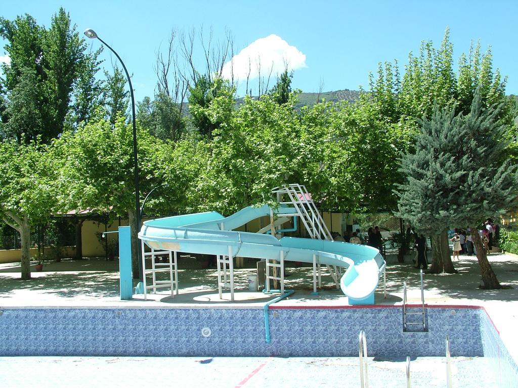 Hotel Rio Piscina ปรีเอโก เด กอร์โดบา ภายนอก รูปภาพ